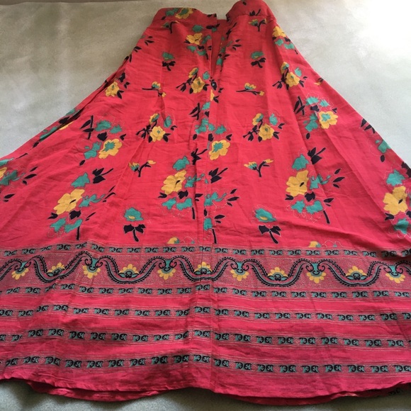 Bright and Floral 100% Cotton Maxi Skirt by 'What Goes Around Comes Around' - Picture 8 of 15